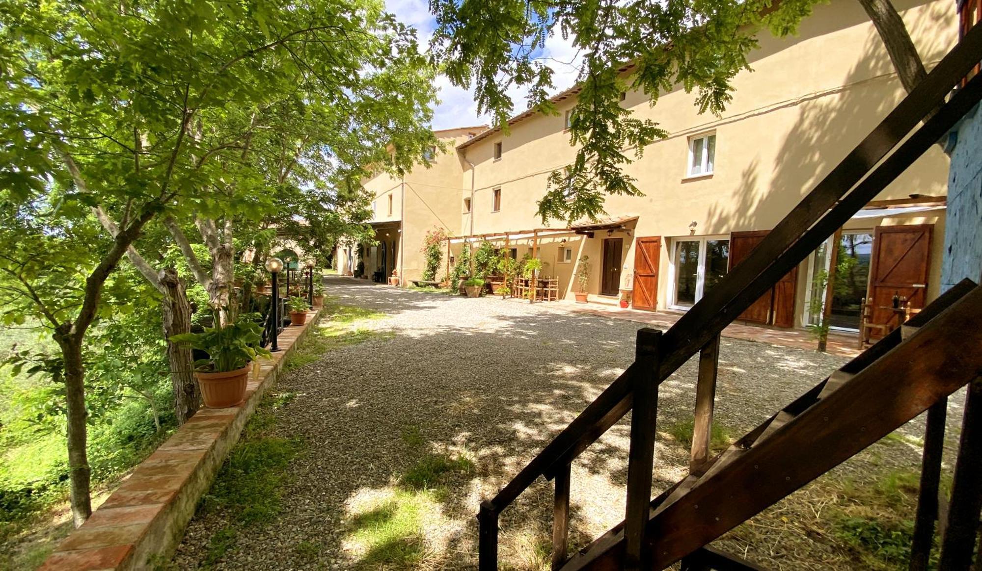 La Tonnaia Apartment Lari Exterior foto