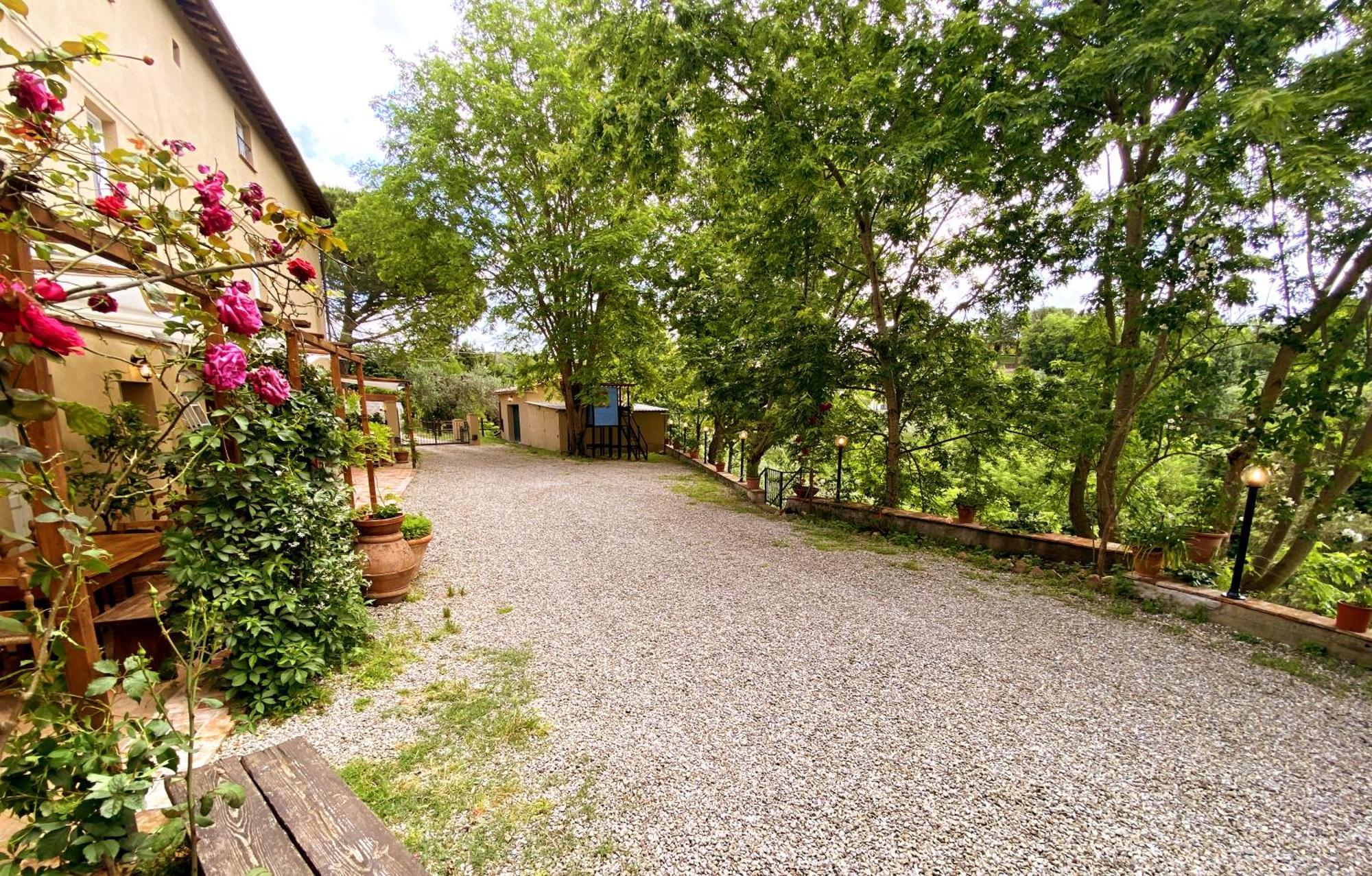 La Tonnaia Apartment Lari Exterior foto